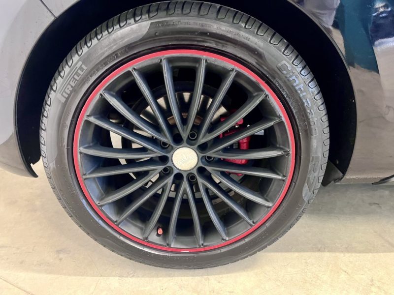 VOLKSWAGEN Golf 6 GTI 2.0 TSI 210ch Boite Manuelle 3 Portes