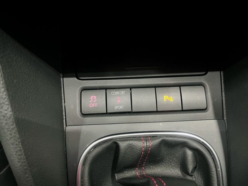VOLKSWAGEN Golf 6 GTI 2.0 TSI 210ch Boite Manuelle 3 Portes