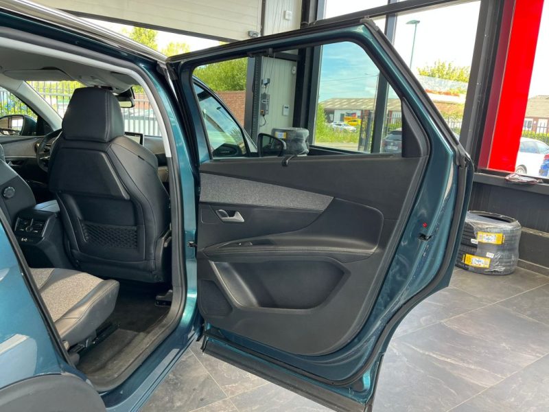 🚗 PEUGEOT 5008 II 1.6 BLUEHDI 120ch ⚙️ 📷 Caméra de recul 📱 Bluetooth 🪑 7 places