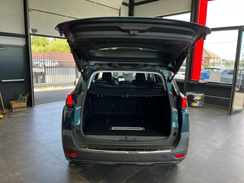 🚗 PEUGEOT 5008 II 1.6 BLUEHDI 120ch ⚙️ 📷 Caméra de recul 📱 Bluetooth 🪑 7 places