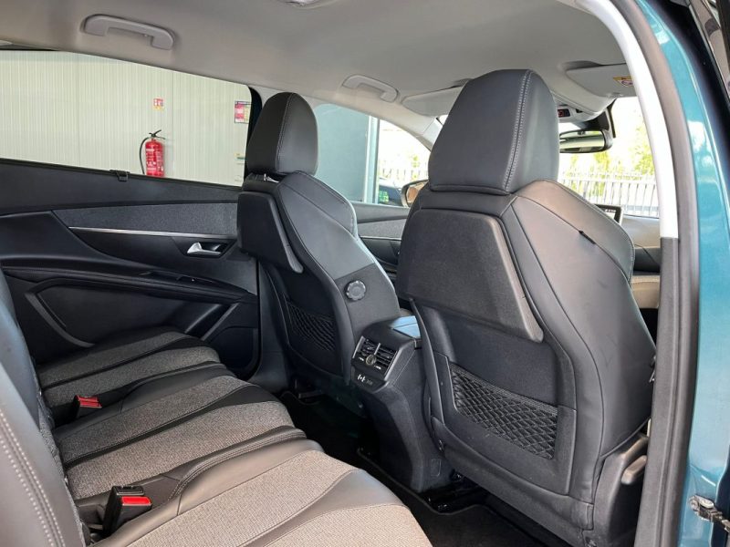 🚗 PEUGEOT 5008 II 1.6 BLUEHDI 120ch ⚙️ 📷 Caméra de recul 📱 Bluetooth 🪑 7 places