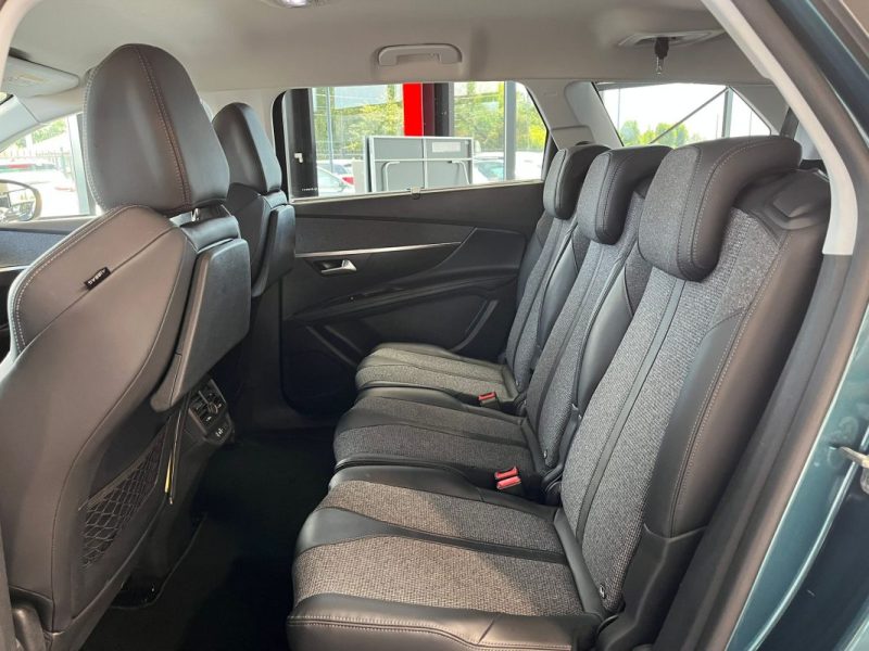 🚗 PEUGEOT 5008 II 1.6 BLUEHDI 120ch ⚙️ 📷 Caméra de recul 📱 Bluetooth 🪑 7 places