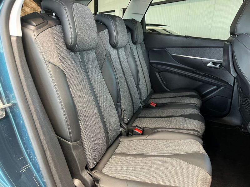 🚗 PEUGEOT 5008 II 1.6 BLUEHDI 120ch ⚙️ 📷 Caméra de recul 📱 Bluetooth 🪑 7 places