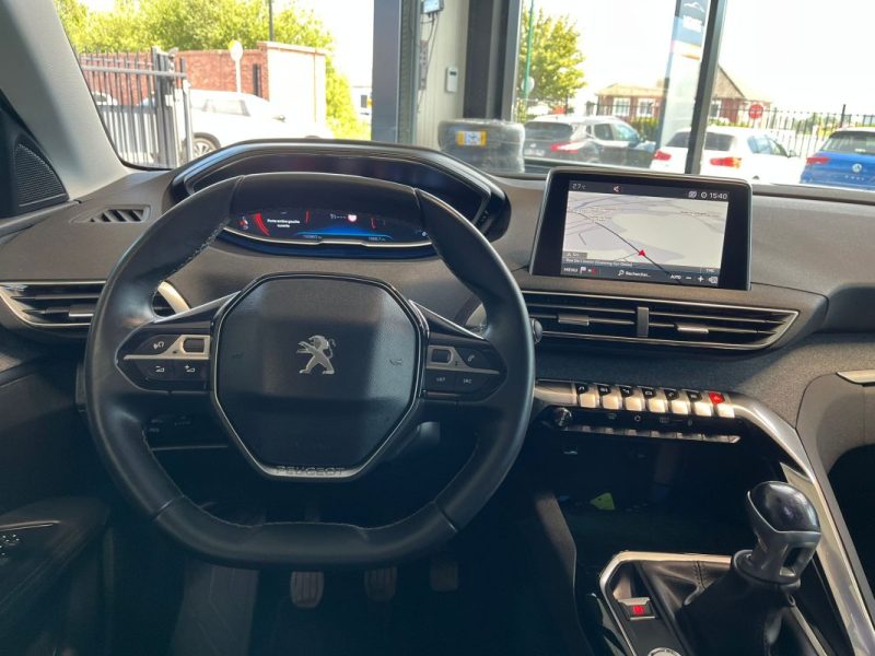 🚗 PEUGEOT 5008 II 1.6 BLUEHDI 120ch ⚙️ 📷 Caméra de recul 📱 Bluetooth 🪑 7 places