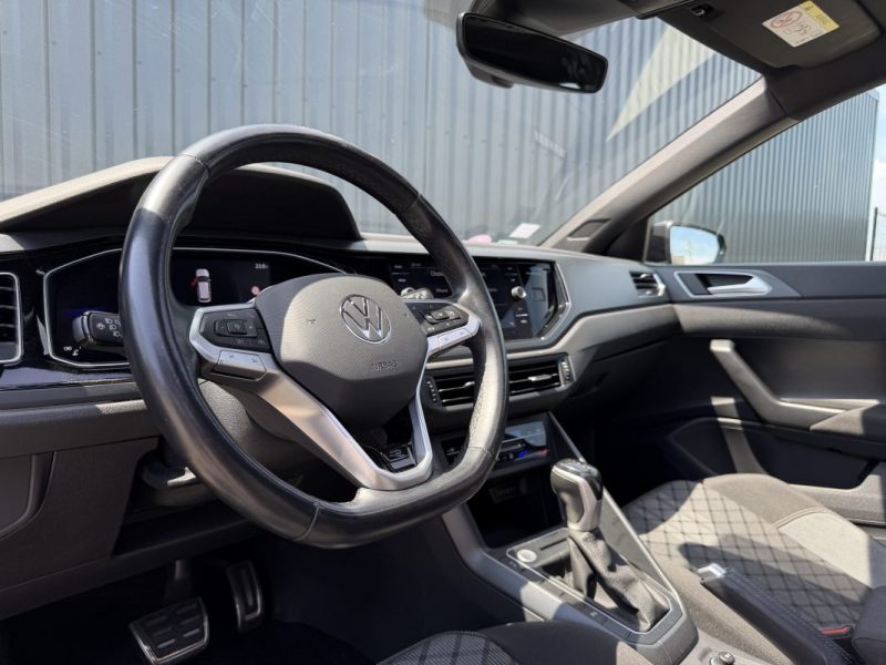 VOLKSWAGEN Polo VI R-LINE Phase 2 1.0 TSI 12V BMT DSG7 110 cv Boîte auto  