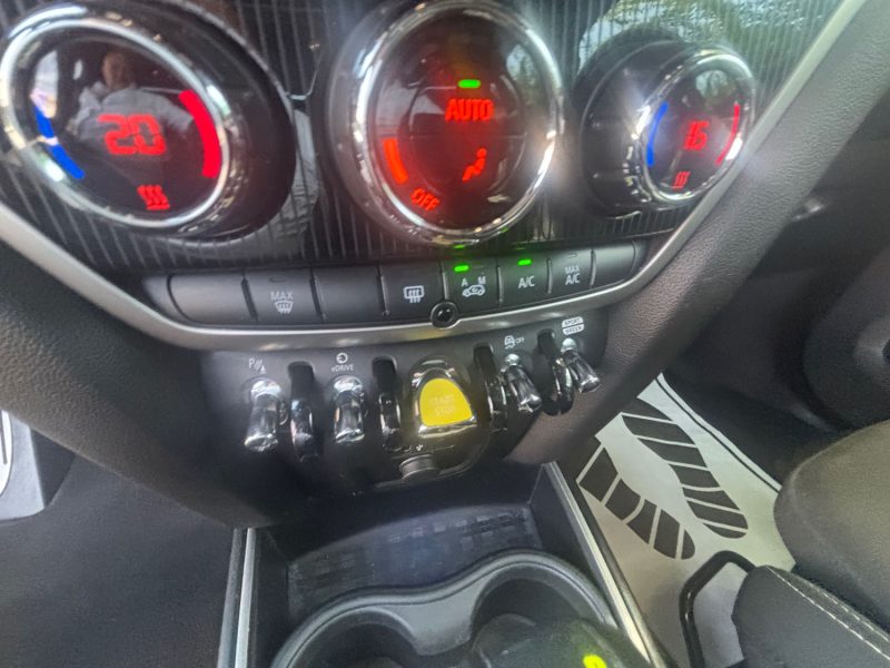 MINI COUNTRYMAN MN03271 2021