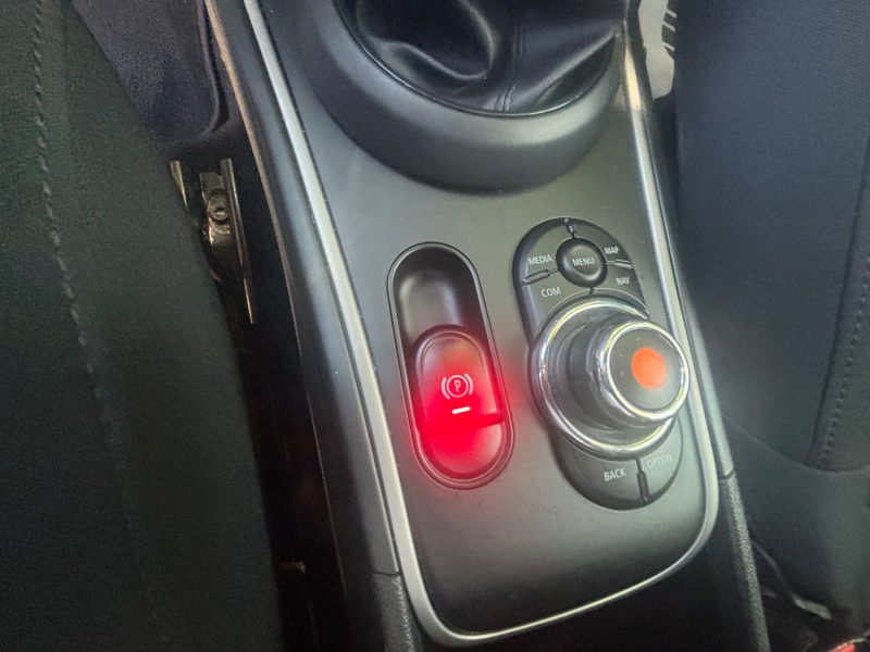 MINI COUNTRYMAN MN03271 2021