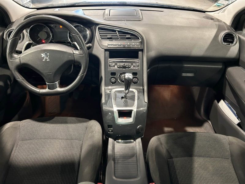 PEUGEOT 5008 1.6 E-HDI 110CH ALLURE