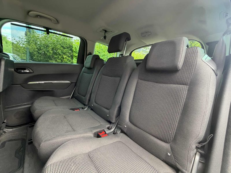 Peugeot 5008 2.0 HDI Allure 7 Places