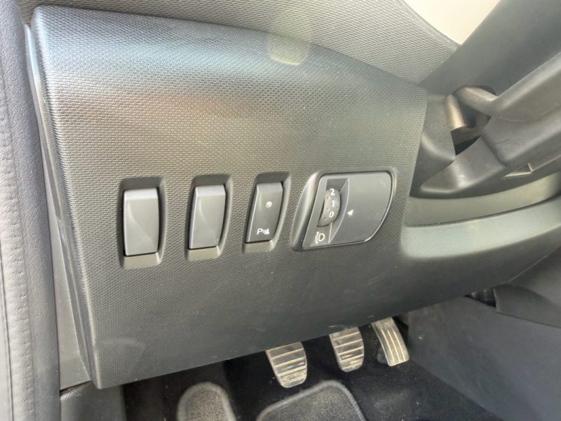 RENAULT TWINGOIII 0.9 Tce 95 INTENS 2019 FULL SUIVI RENAULT GARANTIE 12 MOIS