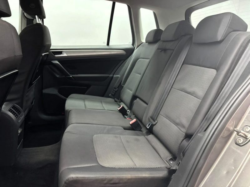 VOLKSWAGEN SPORTSVAN 1.4 TSI 125  2015