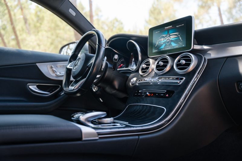 MERCEDES CLASSE C COUPE 220D / TOIT / 360 / KEYLESS