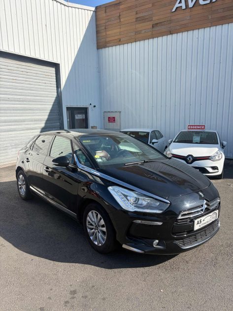CITROEN DS5 1.6 BLUE HDI 120ch SPORT CHIC 