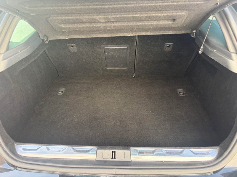 CITROEN DS5 1.6 BLUE HDI 120ch SPORT CHIC 