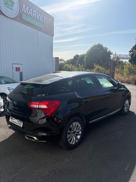 CITROEN DS5 1.6 BLUE HDI 120ch SPORT CHIC 