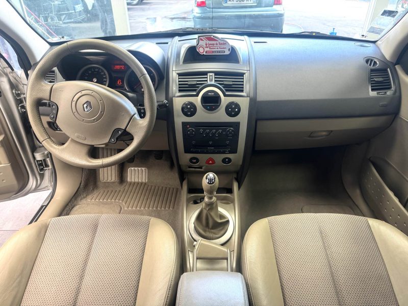 RENAULT MEGANE 1.9 DCI 120 CV CONFORT AUTHENTIQUE 2005