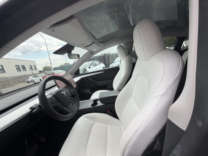 TESLA MODEL Y DUAL GRANDE AUTONOMIE 2022 ATTELAGE 