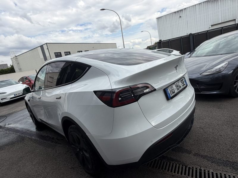 TESLA MODEL Y DUAL GRANDE AUTONOMIE 2022 ATTELAGE 