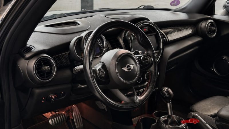 Mini Cooper S 192ch | Pack JCW | Toit Ouvrant | HUD | Caméra | Suspension Pilotées |Garantie 12 mois