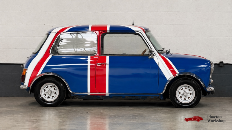 MINI CLASSIC 1984 – PEINTURE UNION JACK – 39 200 KM – ORIGINE FRANCE – TÉLÉPHONE D’ÉPOQUE FONCTIONNE