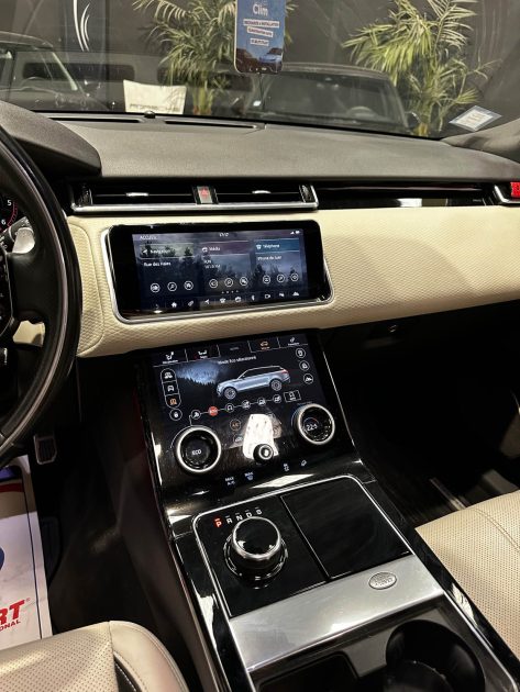 MAGNIFIQUE RANGE ROVER VELAR R-DYNAMIC V6 3.0D 300 CH (TOIT OUVRANT PANORAMIQUE, SIEGES CHAUFFANTS)