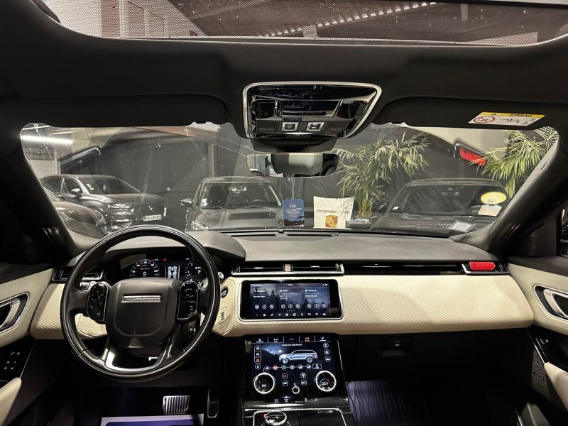 MAGNIFIQUE RANGE ROVER VELAR R-DYNAMIC V6 3.0D 300 CH (TOIT OUVRANT PANORAMIQUE, SIEGES CHAUFFANTS)