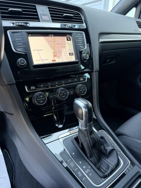 VOLKSWAGEN  GOLF R SW VII 2.0 TSI 300 CH 4MOTION 2016