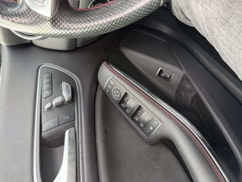 MERCEDES BENZ CLASSE CLA 180 CDI FASCINATION 7G-DCT 2016