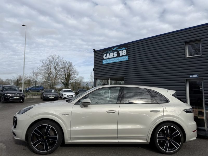PORSCHE CAYENNE E-HYBRID 3.0 V6 462 CH TIPTRONIC BVA 2022