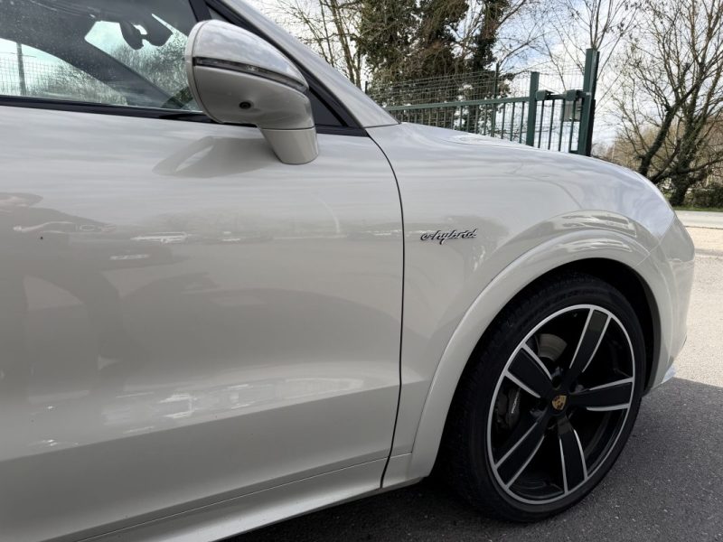PORSCHE CAYENNE E-HYBRID 3.0 V6 462 CH TIPTRONIC BVA 2022