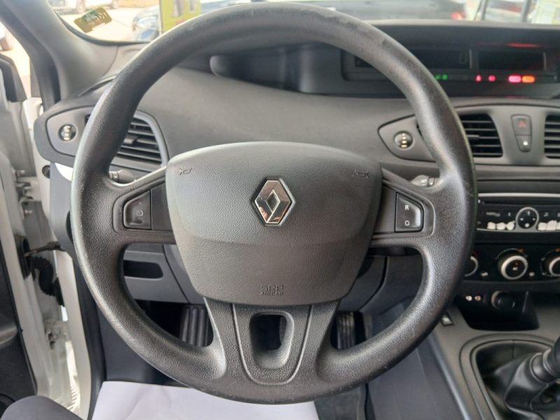 RENAULT SCENIC 1.5 DCI 95 cv Authentique eco²   2012