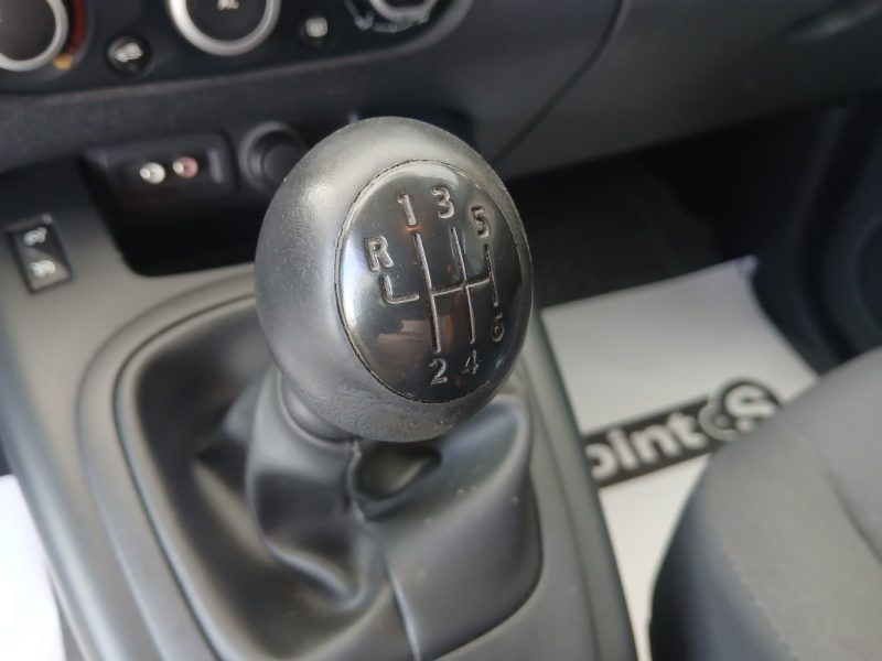 RENAULT SCENIC 1.5 DCI 95 cv Authentique eco²   2012