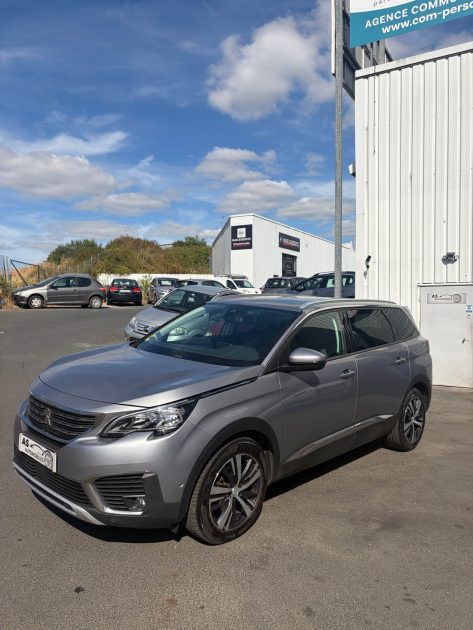 PEUGEOT 5008 II 1.5 BLUE HDI 130 Allure EAT8 7 Places