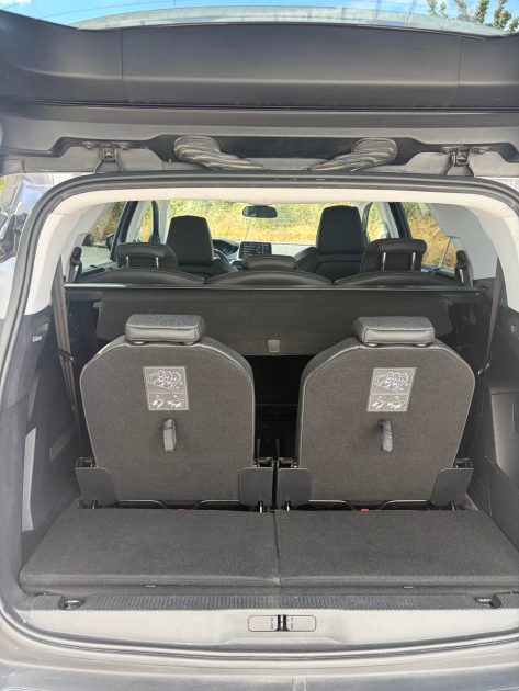 PEUGEOT 5008 II 1.5 BLUE HDI 130 Allure EAT8 7 Places