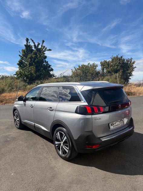 PEUGEOT 5008 II 1.5 BLUE HDI 130 Allure EAT8 7 Places