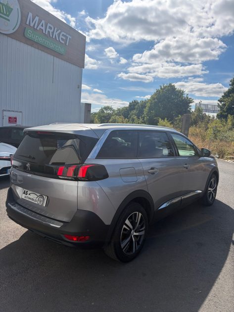 PEUGEOT 5008 II 1.5 BLUE HDI 130 Allure EAT8 7 Places