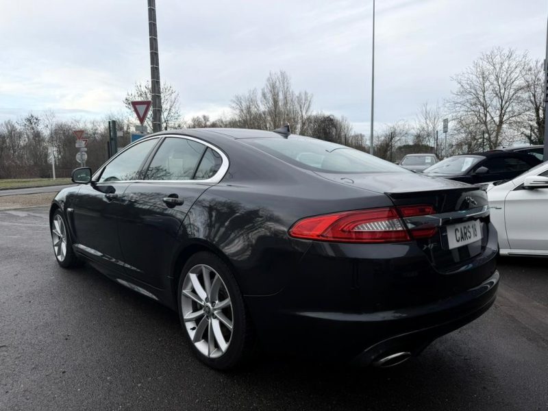 JAGUAR XF (2) 3.0 D V6 240 CH LUXE PREMIUM 2013