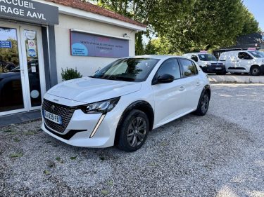 PEUGEOT 208 II 50KWH 136CH STYLE CAMÉRA CAR PLAY SOH 95% 2022