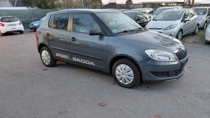 SKODA FABIA  2010