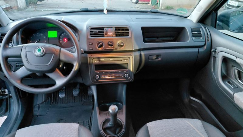 SKODA FABIA  2010