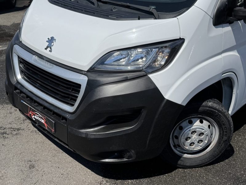 PEUGEOT BOXER 330 L2H1 2.2 BLUE HDI 120 PRO 2023 TTC