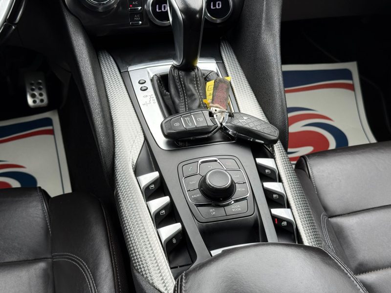 Citroën DS5 Blue HDI 180 CH Sport chic - Bluetooth - Boîte Auto - GPS - Révisée & Garantie 6 Mois