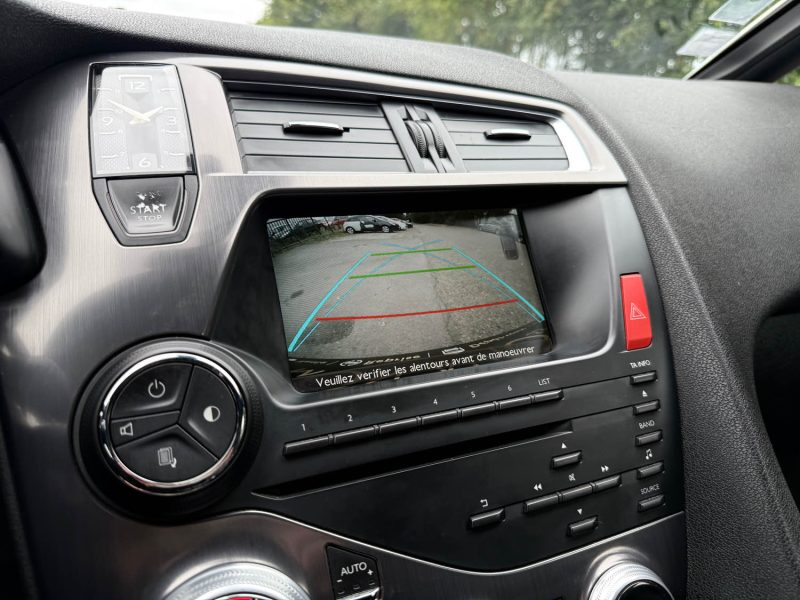 Citroën DS5 Blue HDI 180 CH Sport chic - Bluetooth - Boîte Auto - GPS - Révisée & Garantie 6 Mois