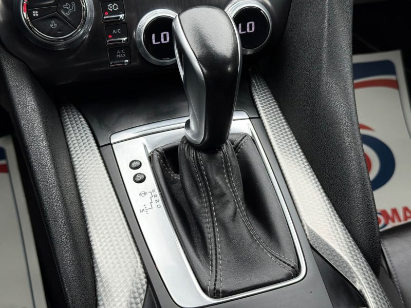Citroën DS5 Blue HDI 180 CH Sport chic - Bluetooth - Boîte Auto - GPS - Révisée & Garantie 6 Mois