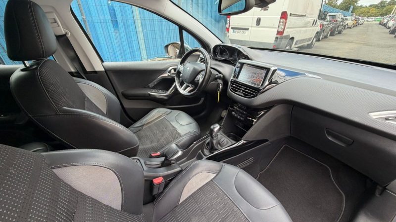 PEUGEOT 2008  1.6 HDI 100CV S&S ALLURE  