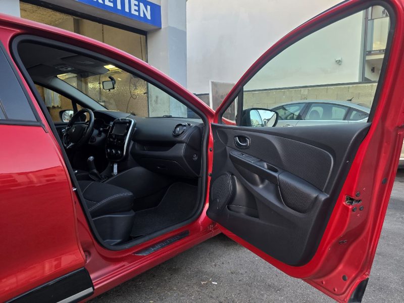RENAULT CLIO IV TCE 90 LIMITED