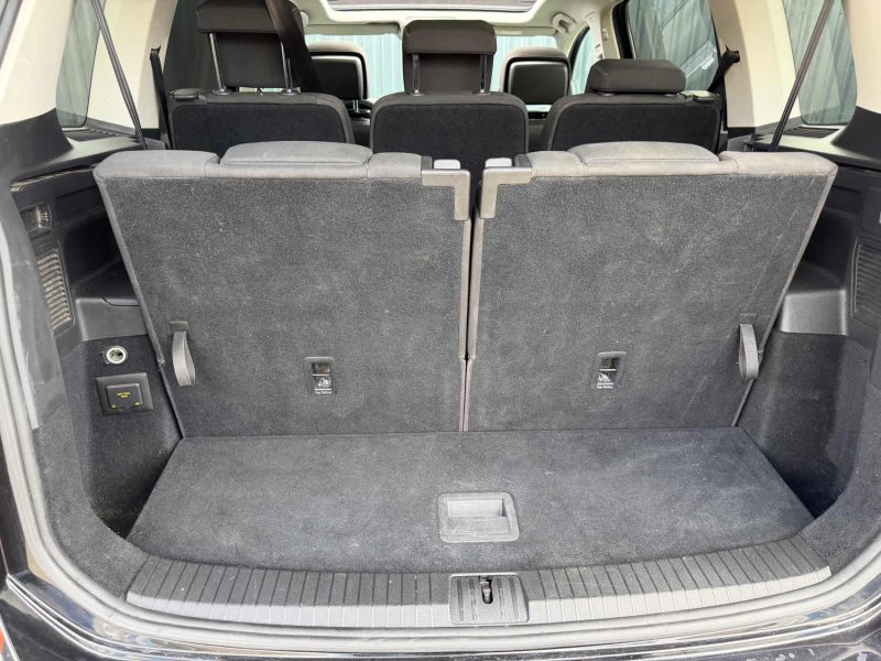  VOLKSWAGEN Touran II 1.6 TDI 16V BlueMotion DSG7 115 cv Boîte auto Connect