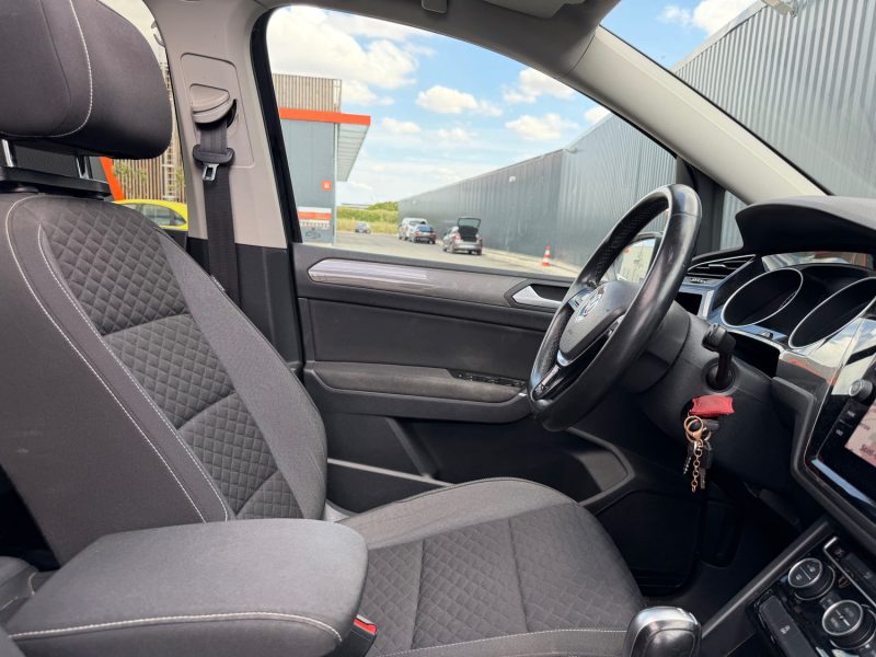  VOLKSWAGEN Touran II 1.6 TDI 16V BlueMotion DSG7 115 cv Boîte auto Connect