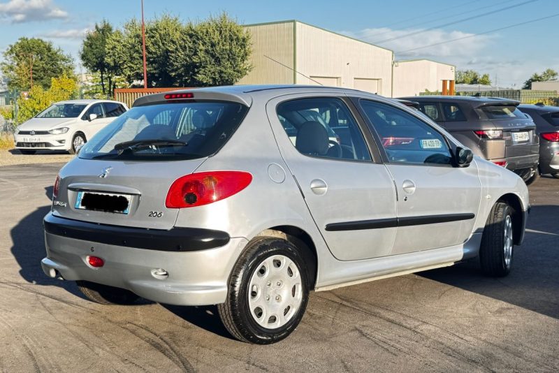 PEUGEOT 206 XT PACK 1.4E BVA 2005