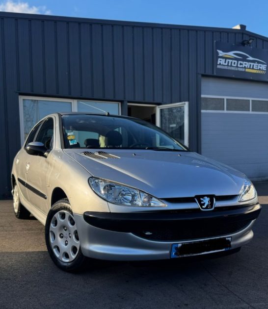 PEUGEOT 206 XT PACK 1.4E BVA 2005